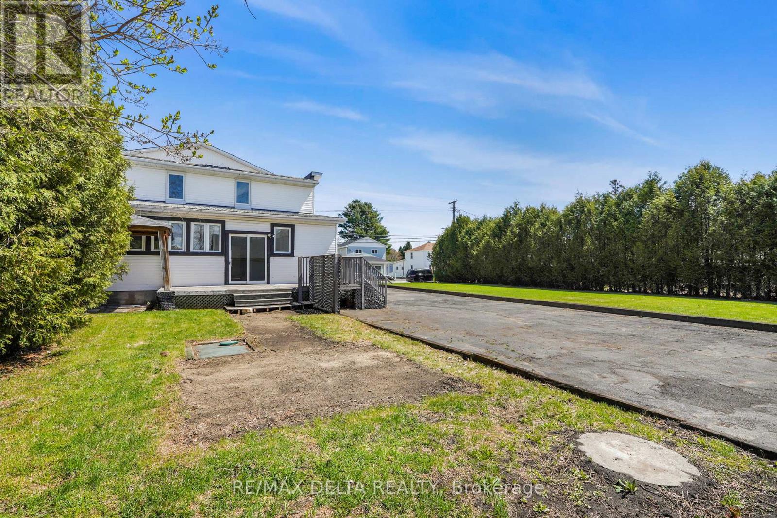 3668 Champlain Street, Clarence-Rockland, Ontario  K0A 1E0 - Photo 4 - X13433278