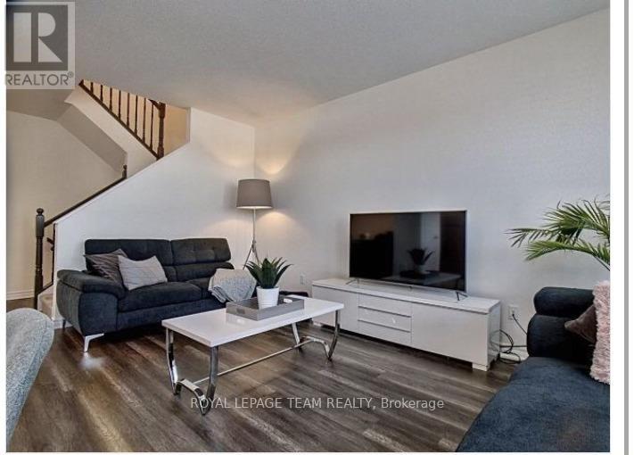 195 Kimpton Drive, Ottawa, Ontario  K2S 2H9 - Photo 5 - X13433706