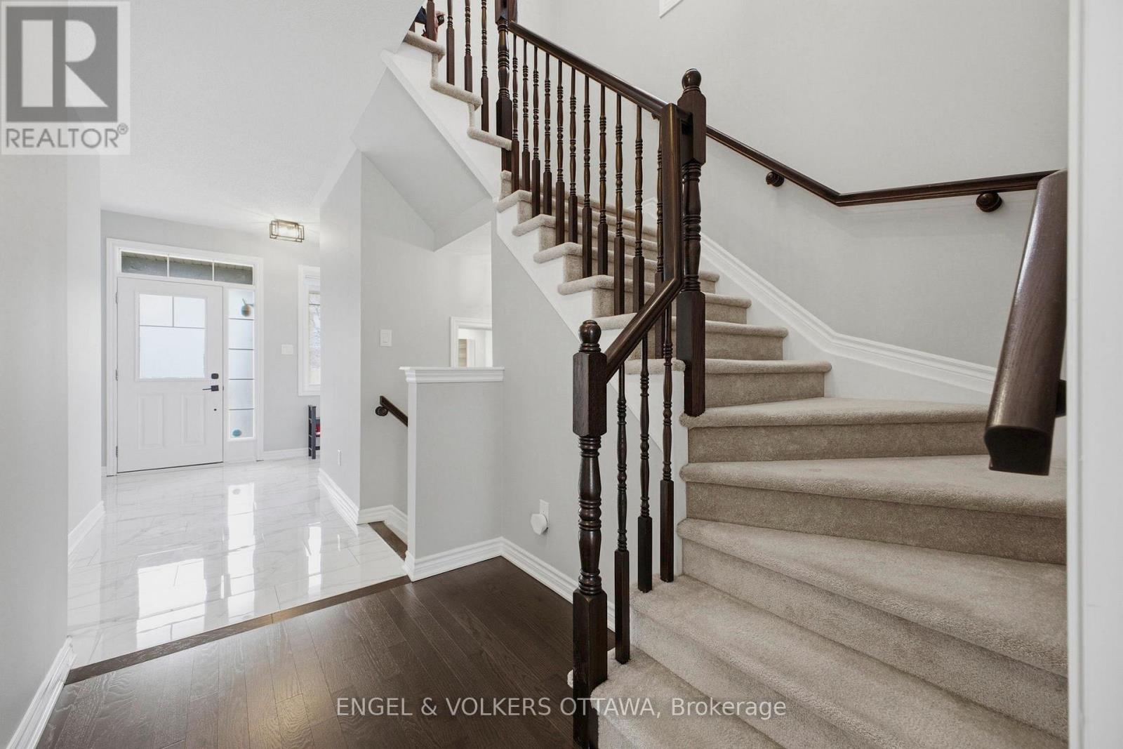 139 Switch Grass Crescent, Ottawa, Ontario  K2J 5Z3 - Photo 4 - X13433798