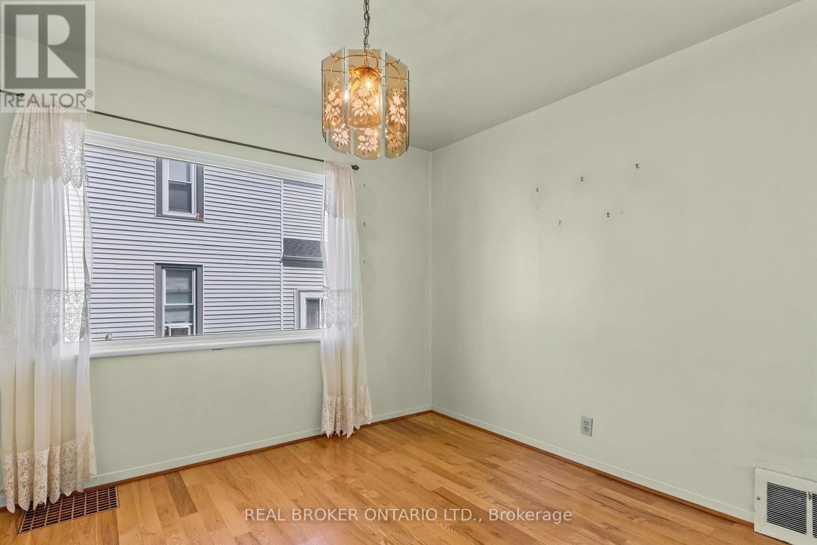 108 Rideau Street, North Grenville, Ontario  K0G 1J0 - Photo 19 - X13433854