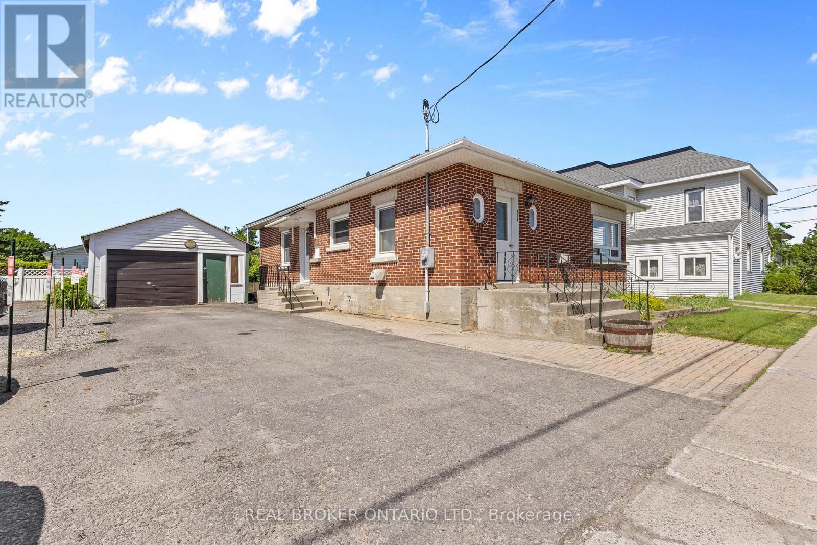 108 Rideau Street, North Grenville, Ontario  K0G 1J0 - Photo 2 - X13433854