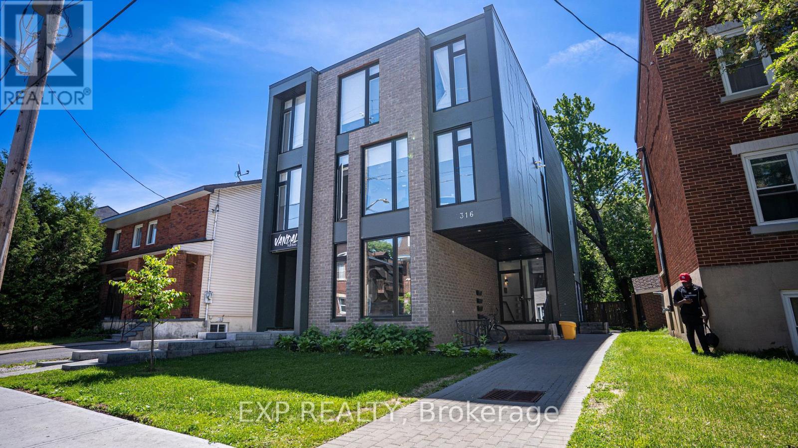 316 Somerset Street E, Ottawa, Ontario  K1N 6W3 - Photo 2 - X13433890