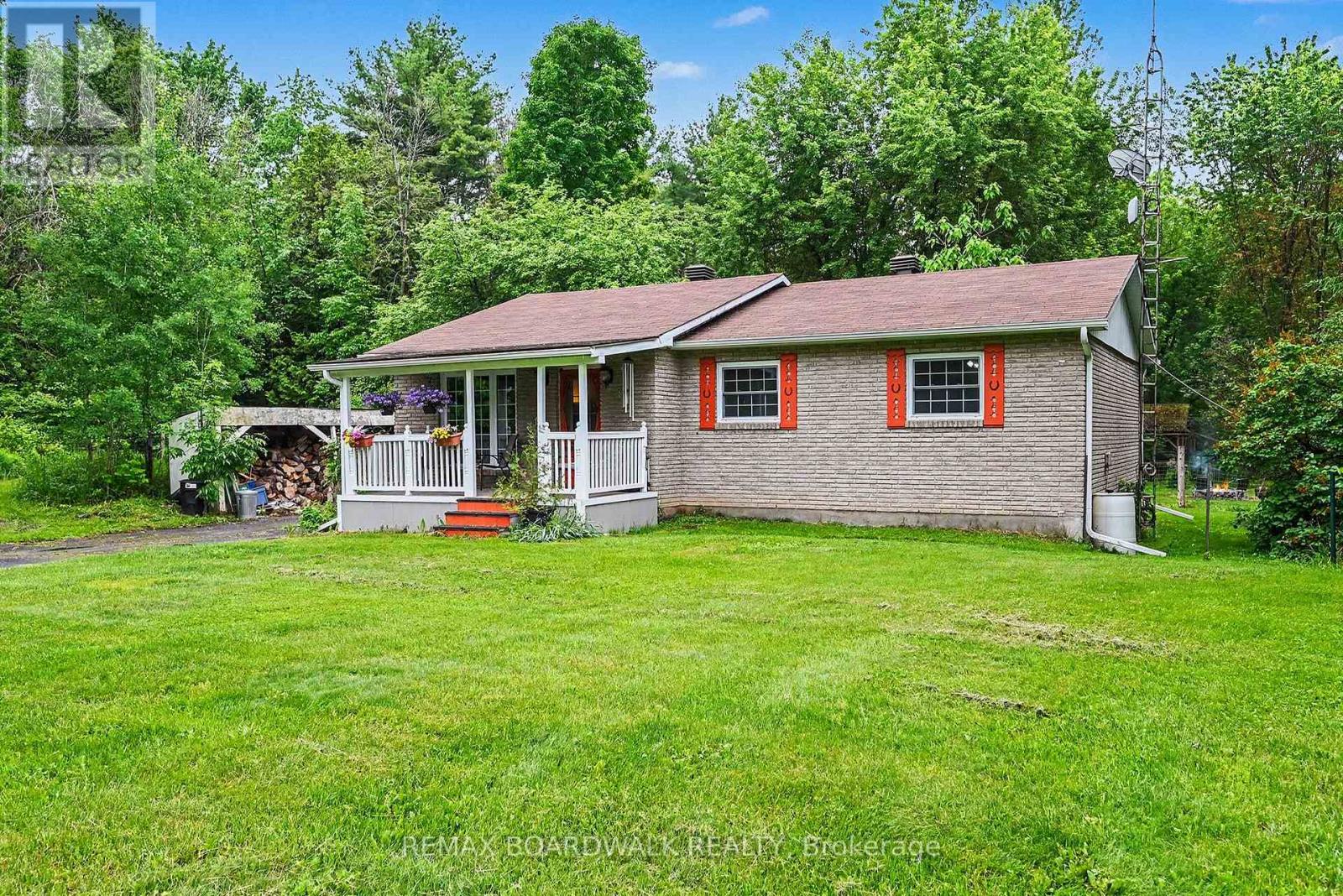 3260 Tolmies Corners Road, North Stormont, Ontario  K0C 1C0 - Photo 3 - X13433922