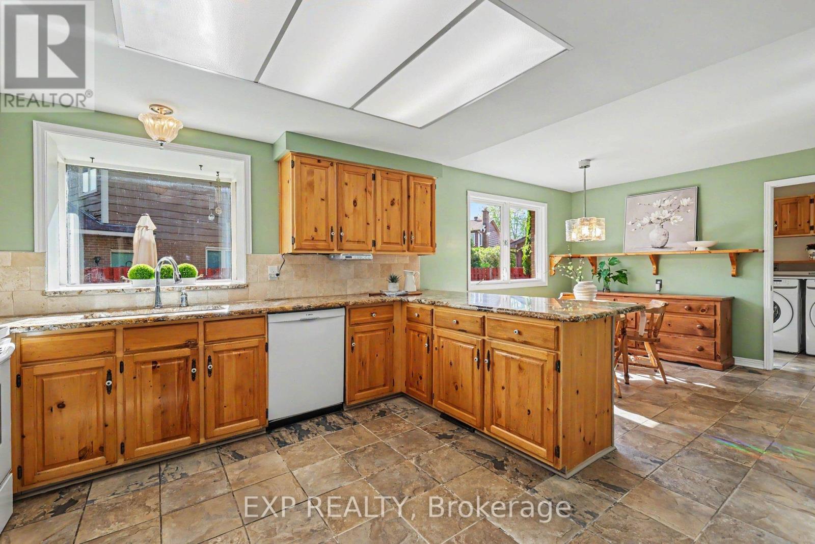 105 Country Club Drive, Ottawa, Ontario  K1V 0B4 - Photo 13 - X13433990