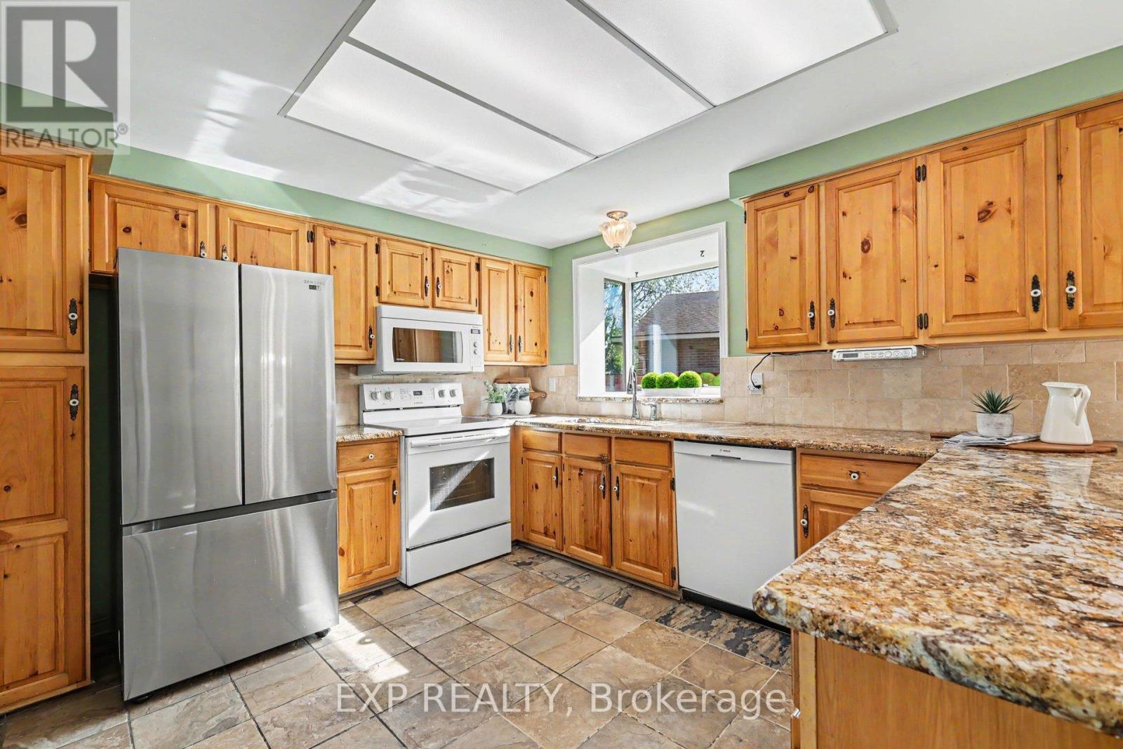 105 Country Club Drive, Ottawa, Ontario  K1V 0B4 - Photo 14 - X13433990