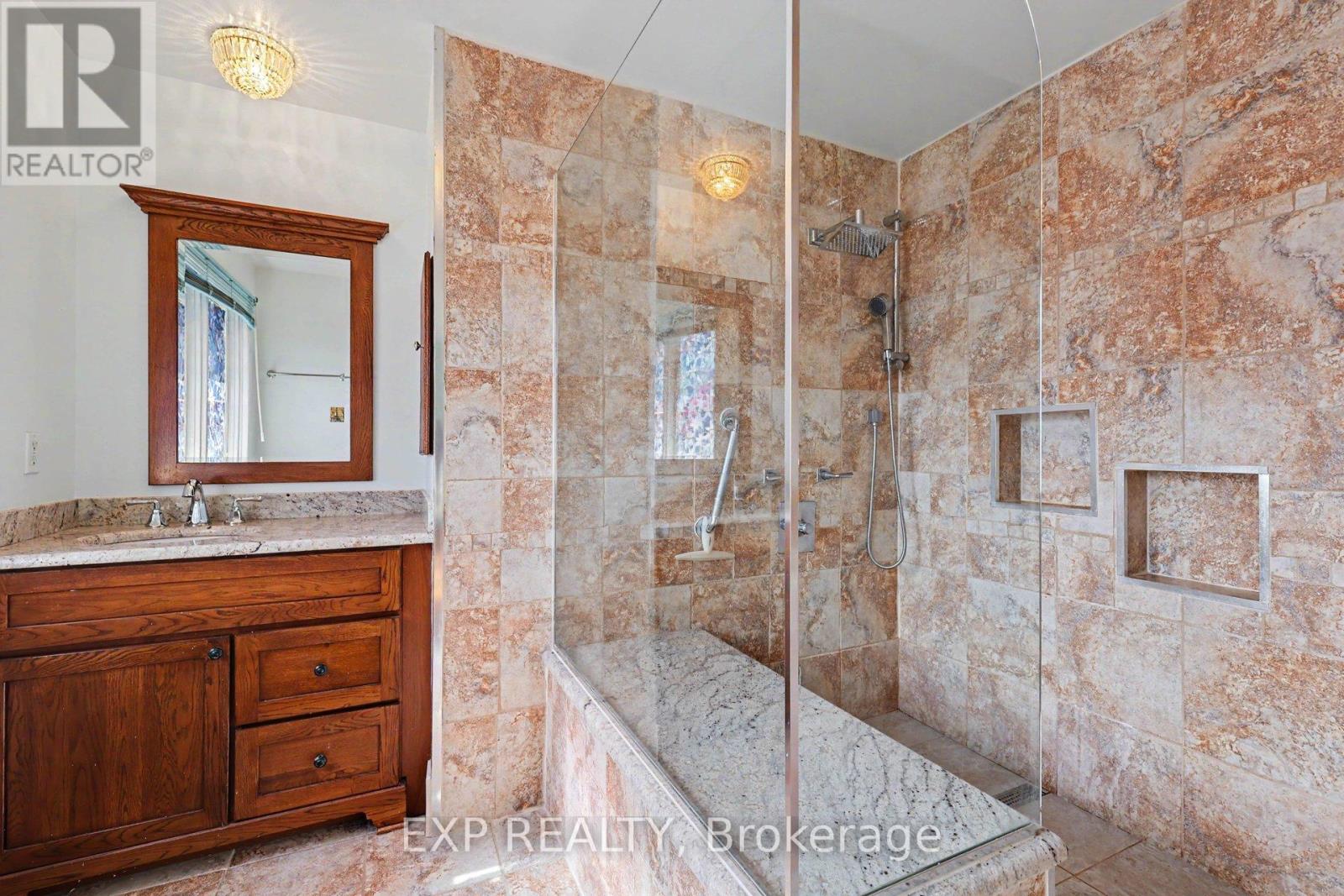 105 Country Club Drive, Ottawa, Ontario  K1V 0B4 - Photo 22 - X13433990