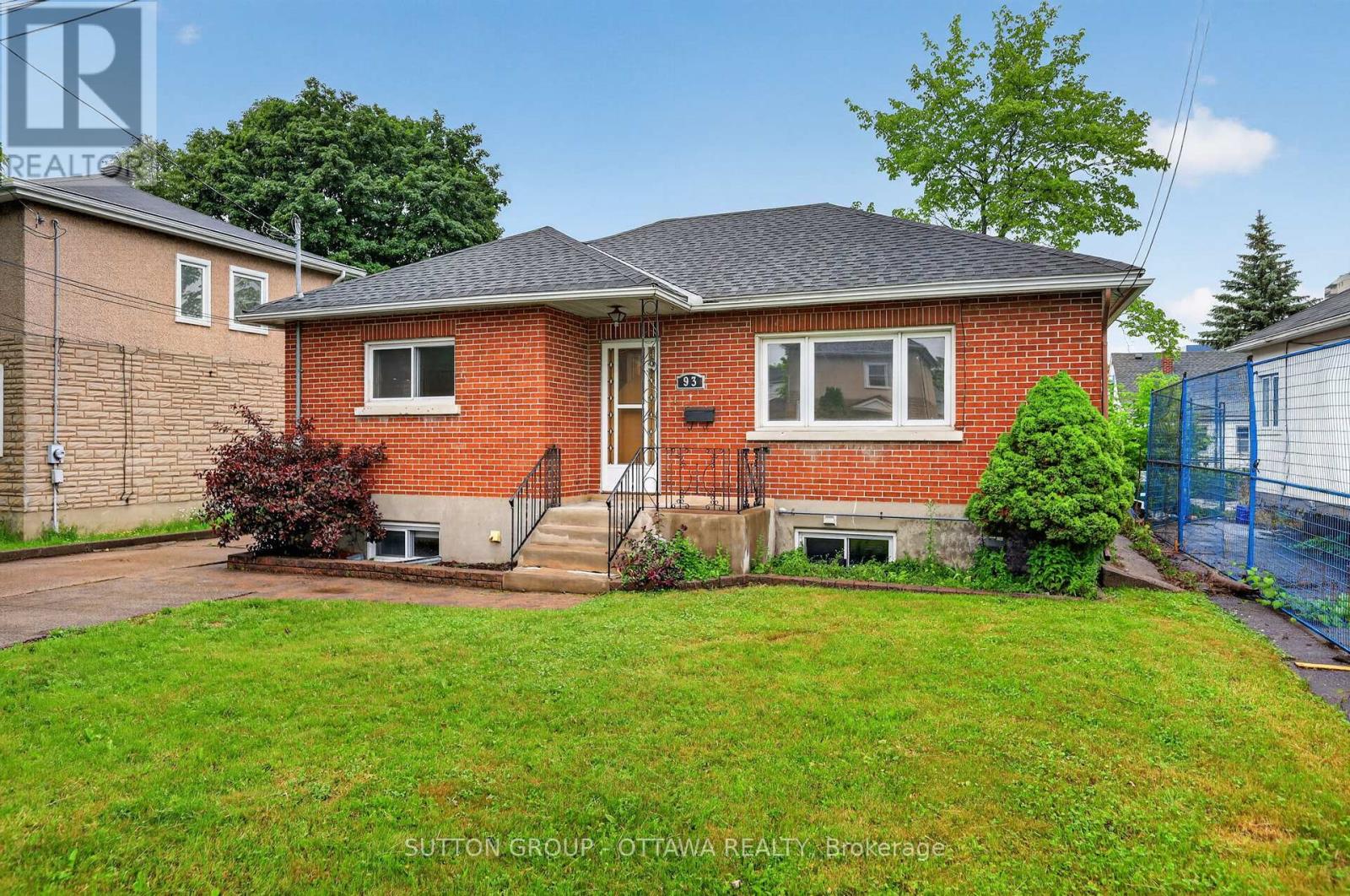 93 ONTARIO STREET, Ottawa, Ontario