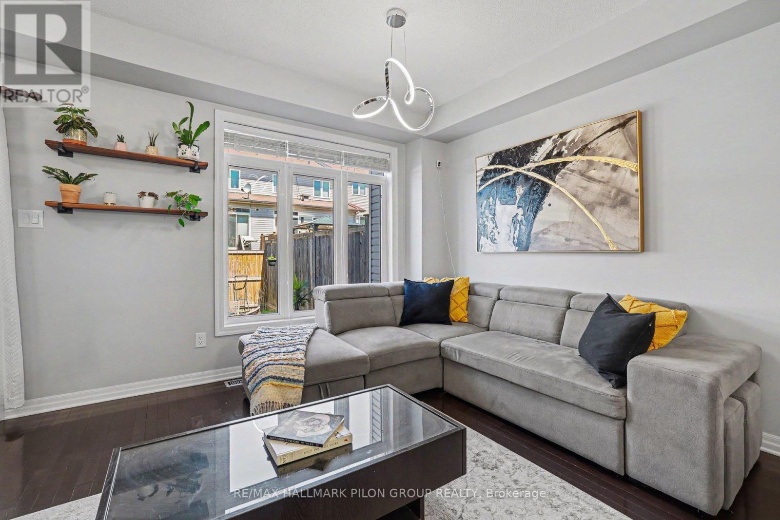 673 Spring Valley Drive, Ottawa, Ontario  K1W 0C7 - Photo 11 - X13434302