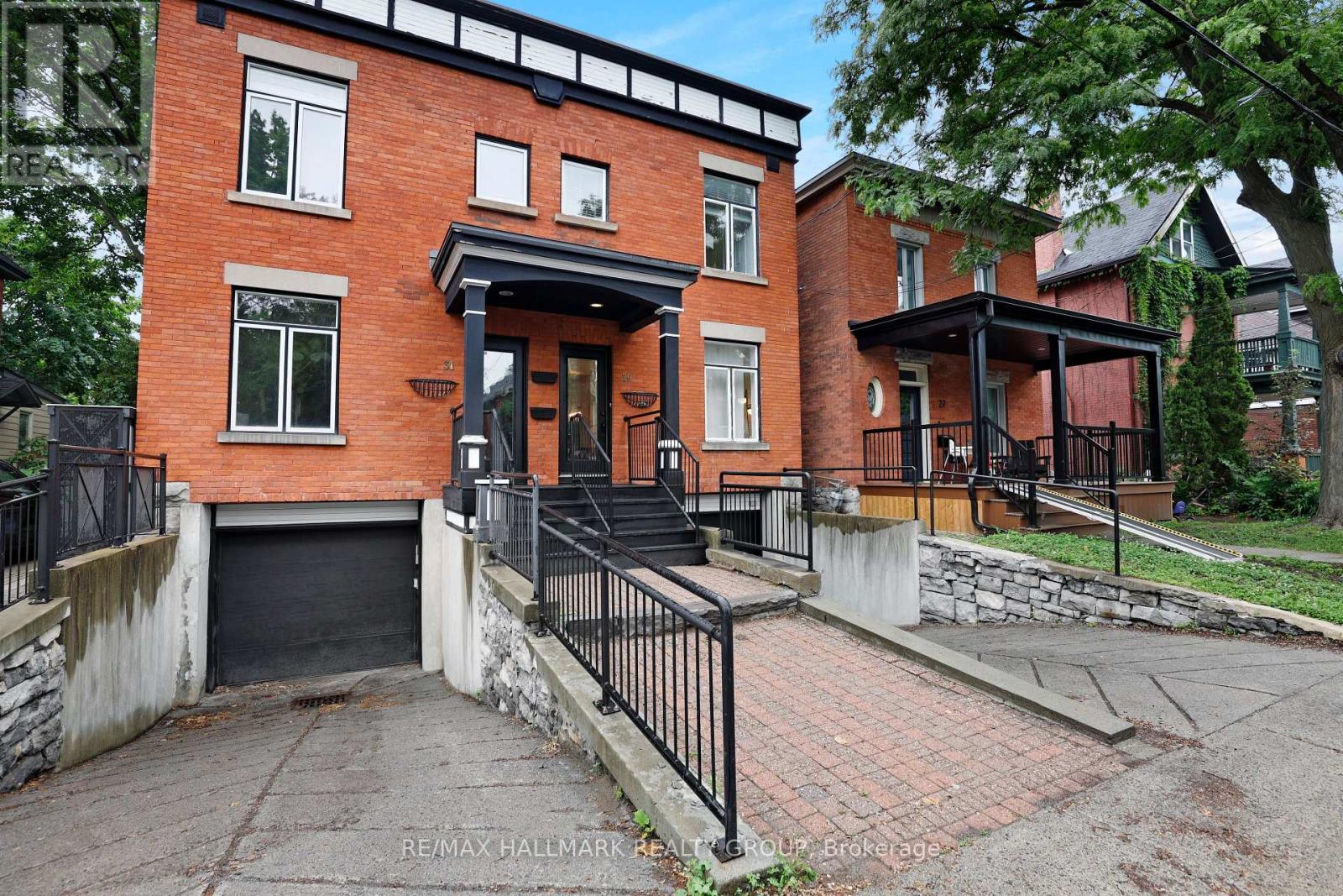 29 Thornton Avenue, Ottawa, Ontario  K1S 2R8 - Photo 2 - X13434430