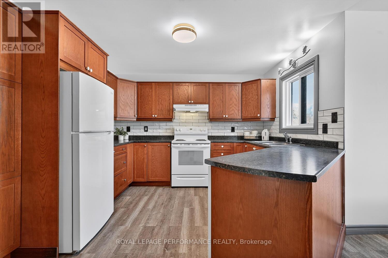107 Lorne Street, Smiths Falls, Ontario  K7A 3L1 - Photo 15 - X13434500