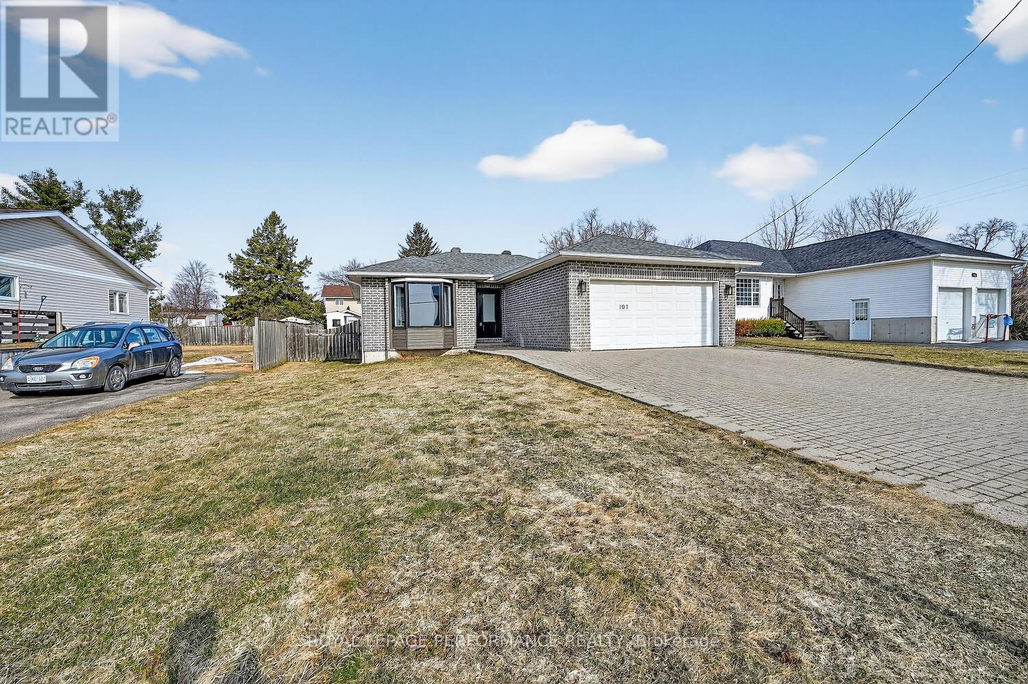107 Lorne Street, Smiths Falls, Ontario  K7A 3L1 - Photo 4 - X13434500