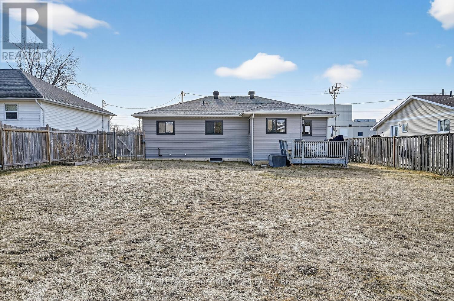 107 Lorne Street, Smiths Falls, Ontario  K7A 3L1 - Photo 42 - X13434500