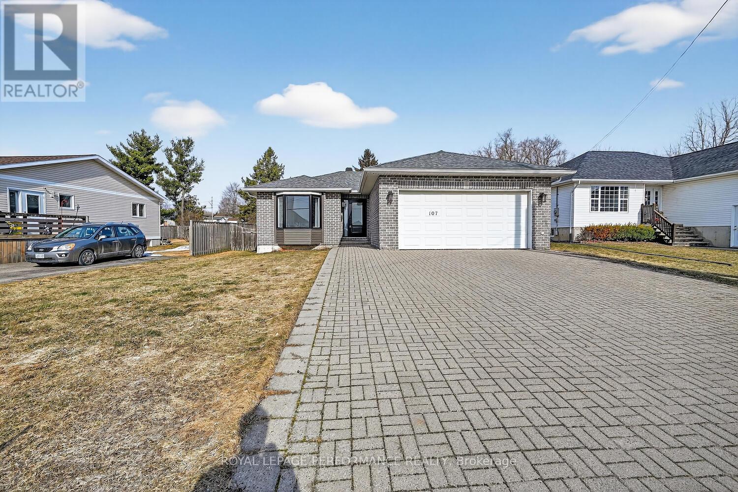 107 Lorne Street, Smiths Falls, Ontario  K7A 3L1 - Photo 5 - X13434500