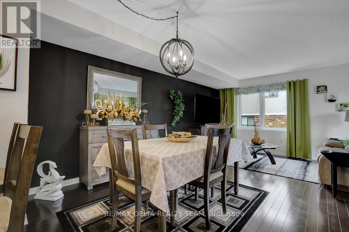 275 Eric Czapnik Way, Ottawa, Ontario  K1E 0B4 - Photo 18 - X13434568