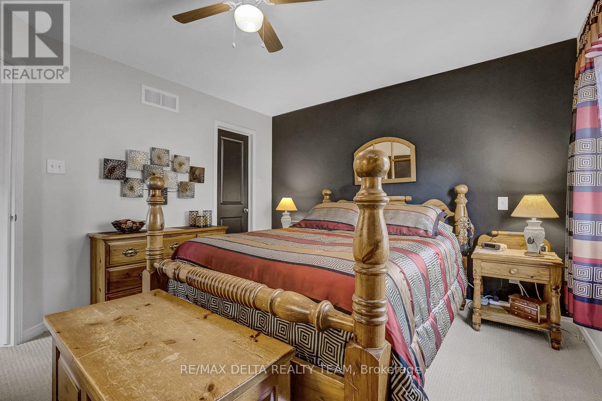 275 Eric Czapnik Way, Ottawa, Ontario  K1E 0B4 - Photo 30 - X13434568