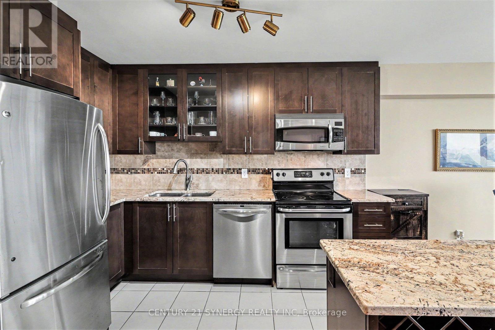 1202 - 158b Mcarthur Avenue, Ottawa, Ontario  K1L 8C9 - Photo 14 - X13434604