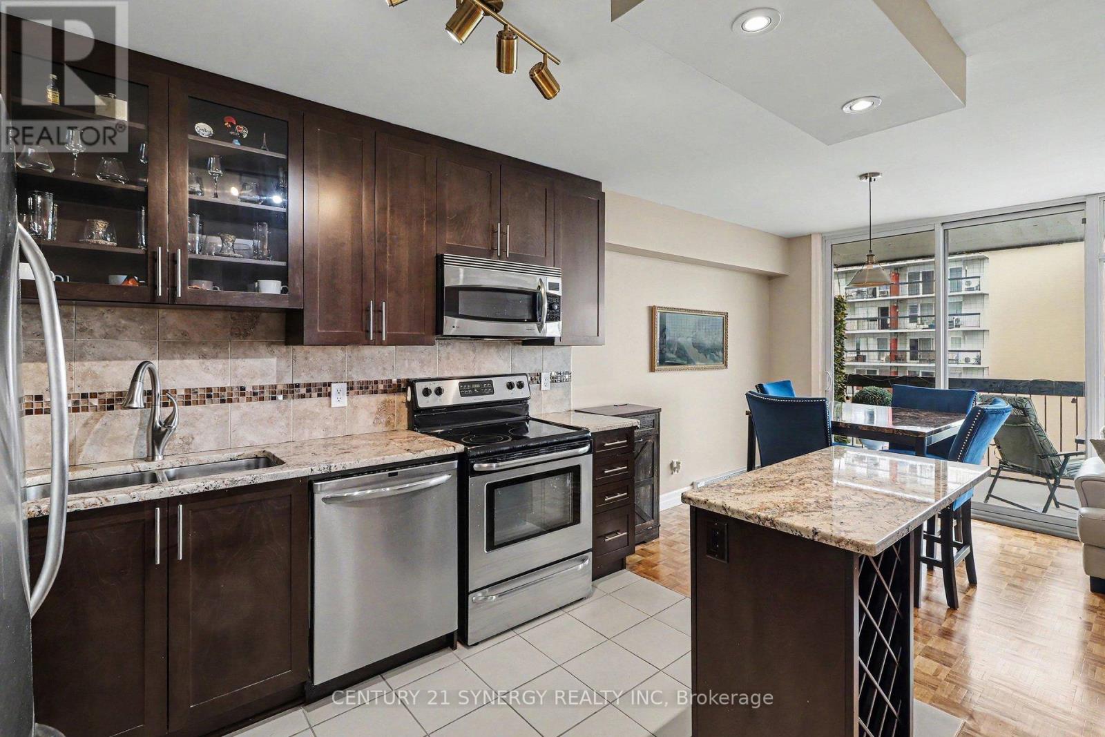 1202 - 158b Mcarthur Avenue, Ottawa, Ontario  K1L 8C9 - Photo 16 - X13434604