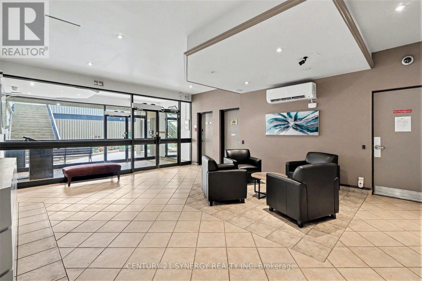1202 - 158b Mcarthur Avenue, Ottawa, Ontario  K1L 8C9 - Photo 8 - X13434604
