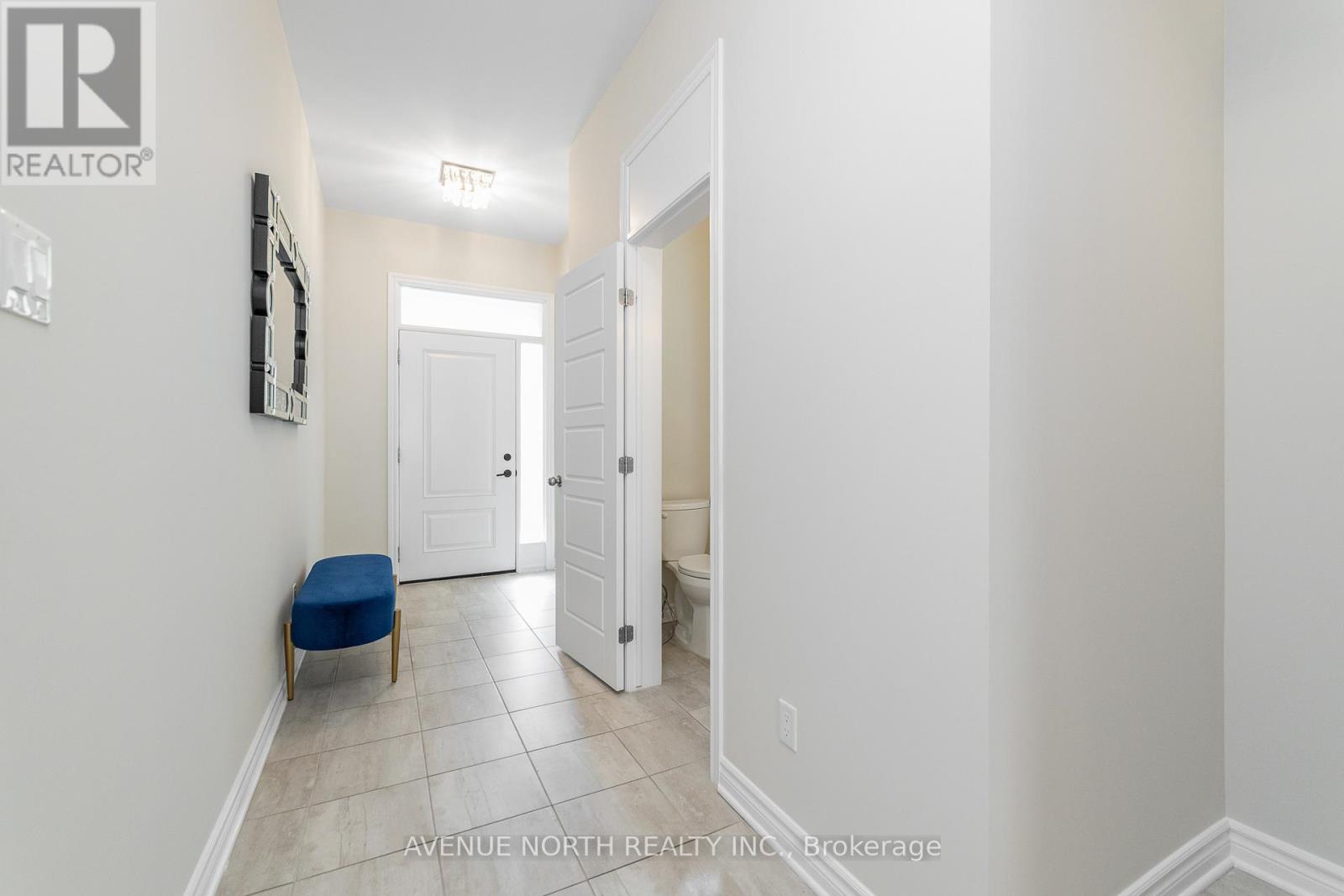 93 Nepeta Crescent, Ottawa, Ontario  K1T 0S6 - Photo 5 - X13434722