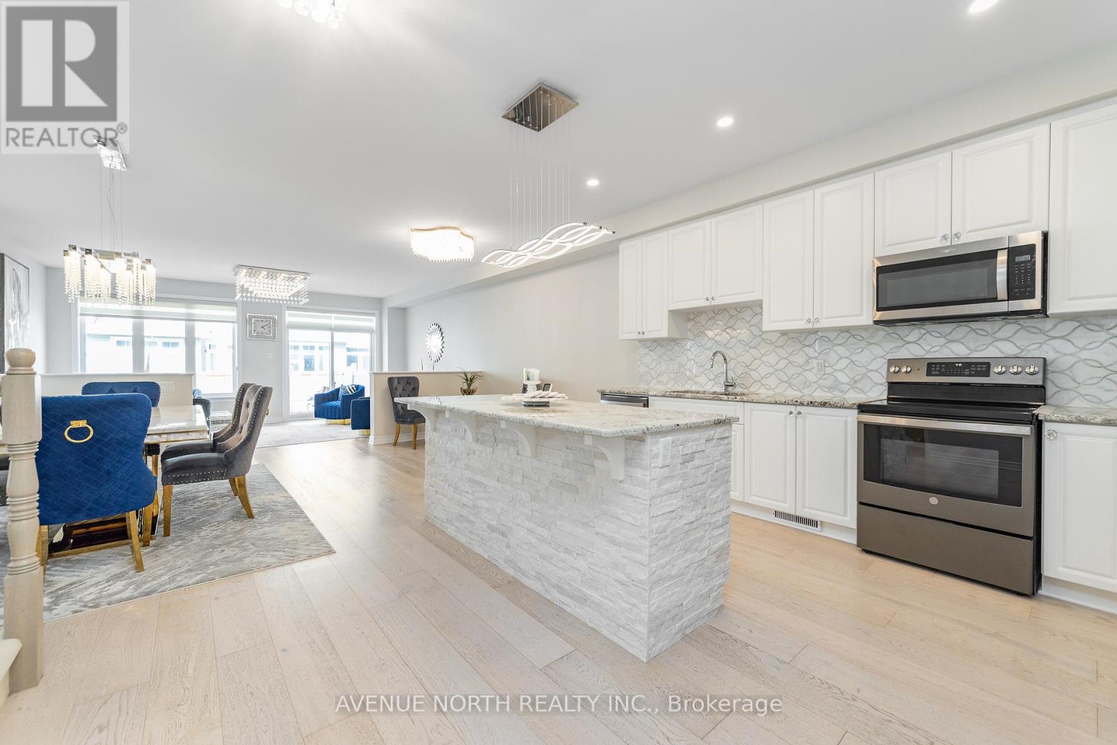 93 Nepeta Crescent, Ottawa, Ontario  K1T 0S6 - Photo 8 - X13434722