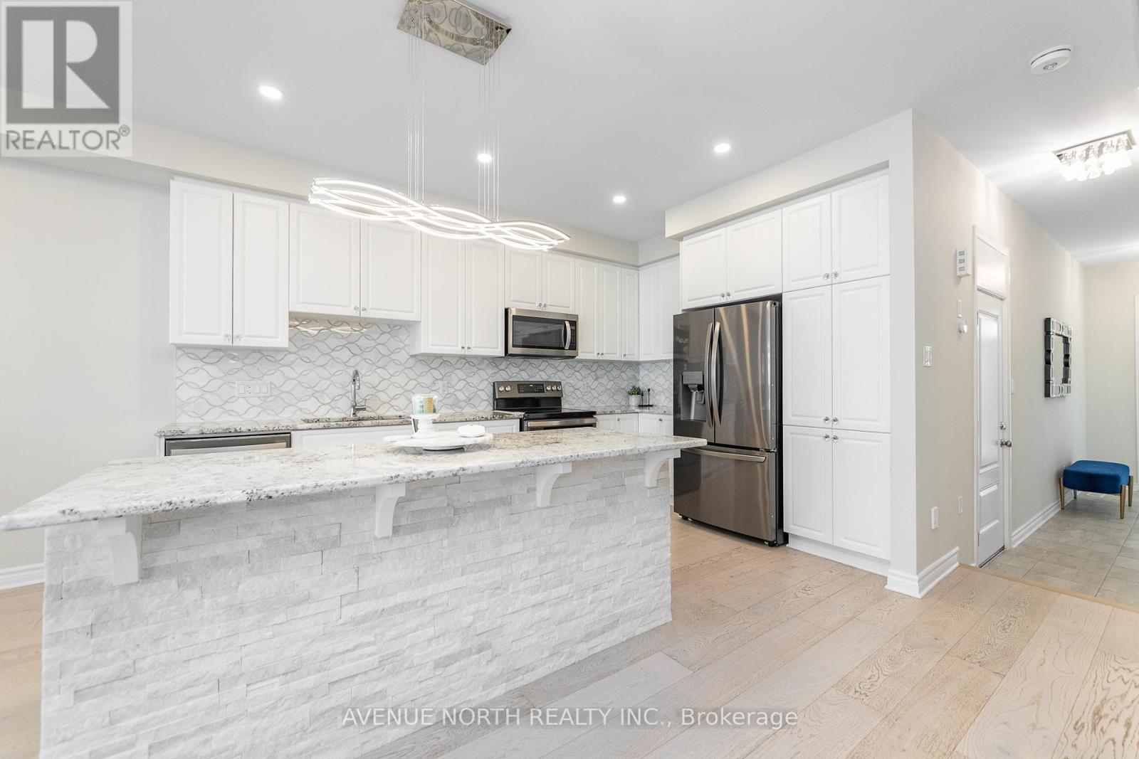 93 Nepeta Crescent, Ottawa, Ontario  K1T 0S6 - Photo 9 - X13434722