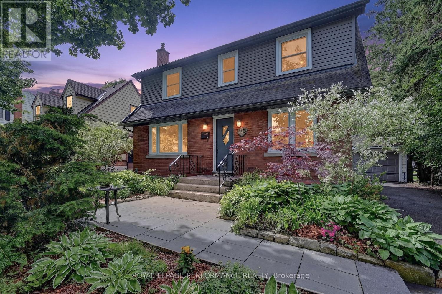 140 BEGONIA AVENUE, Ottawa, Ontario