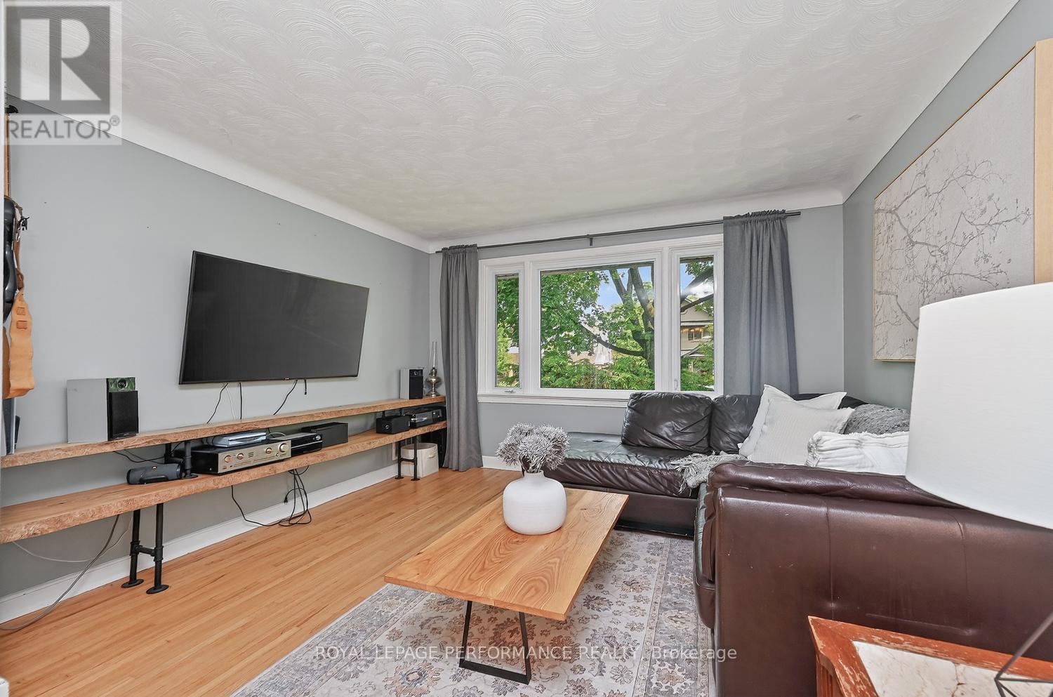 140 Begonia Avenue, Ottawa, Ontario  K1H 6E4 - Photo 4 - X13434744