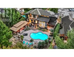332 CARP HIGHLANDS COURT, Ottawa, Ontario
