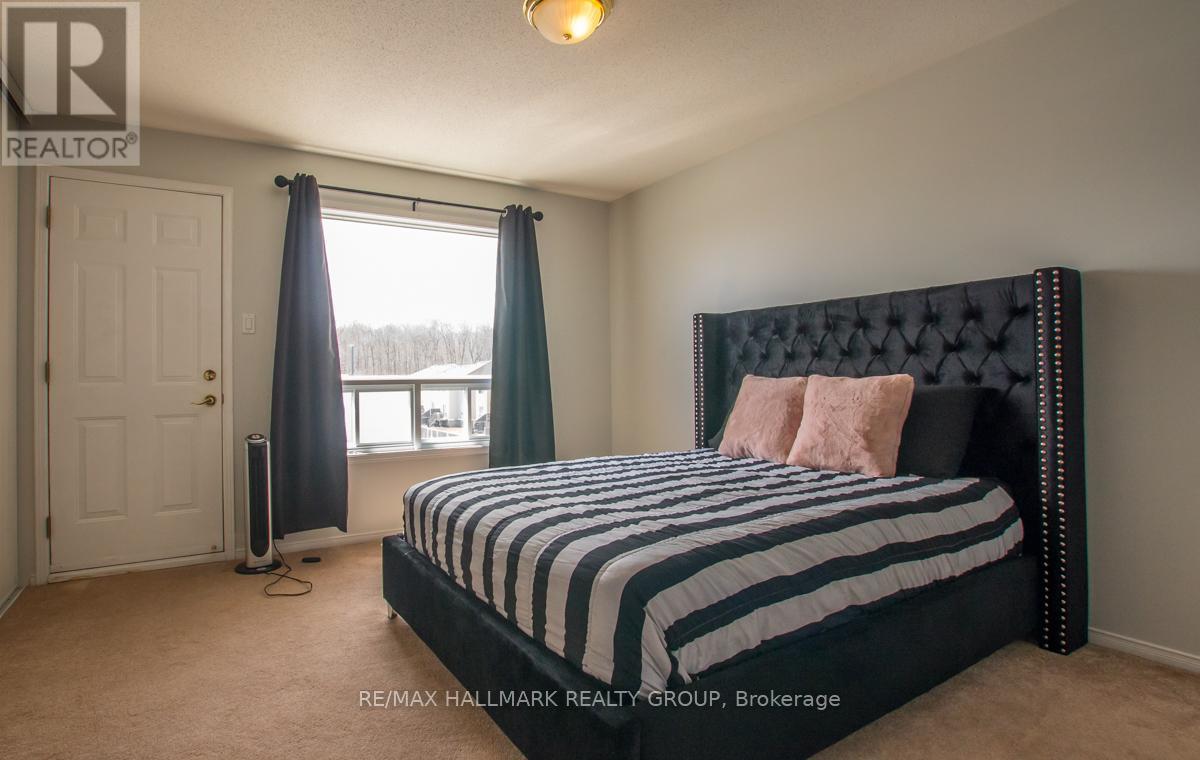 33 - 330 Cresthaven Drive, Ottawa, Ontario  K2G 6W3 - Photo 7 - X13434902