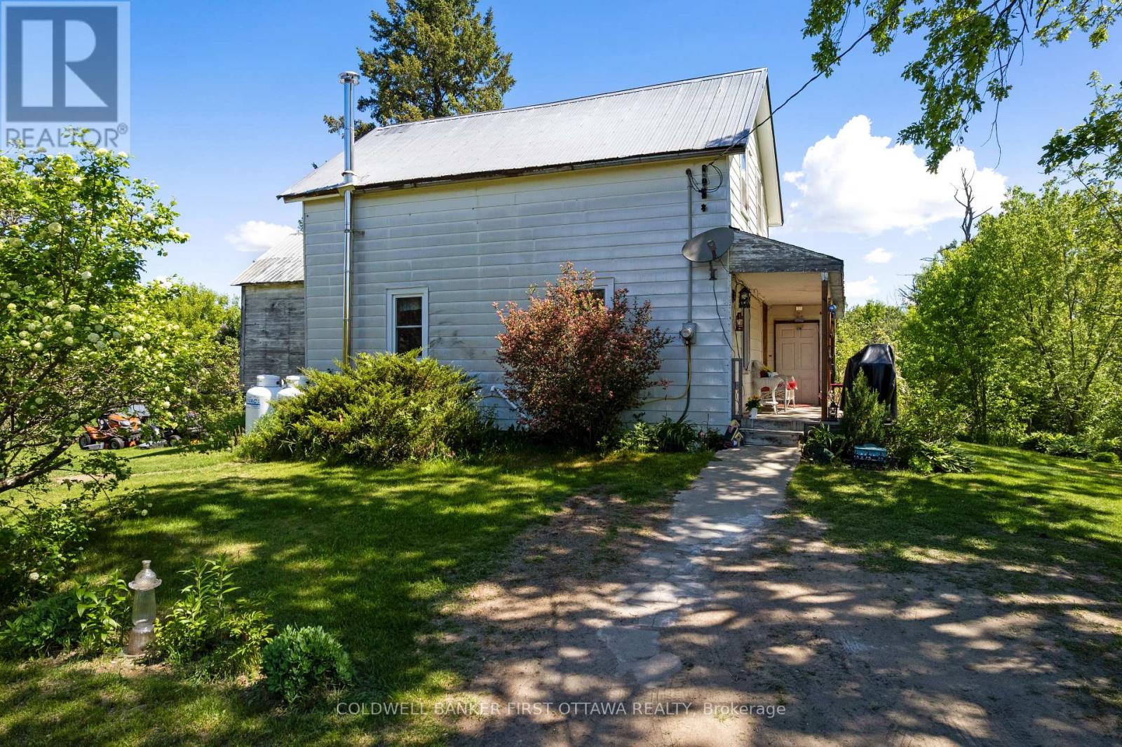 400 Buttermilk Hill Road, Drummond/north Elmsley, Ontario  K7H 3C3 - Photo 5 - X13434980