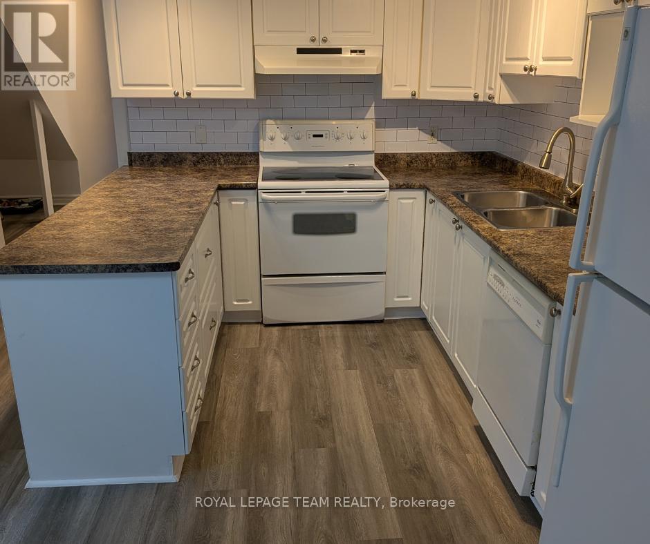 29 Stevenson Avenue, Ottawa, Ontario  K1Z 6M9 - Photo 5 - X13435004