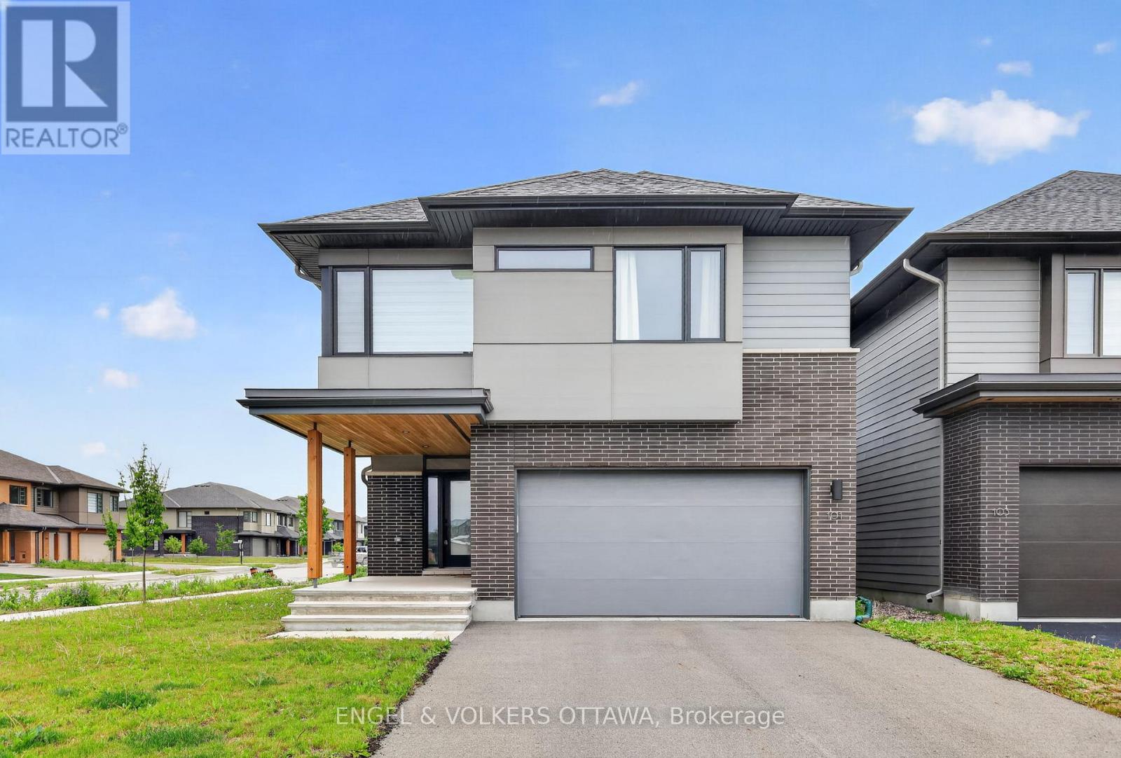 101 ORCHESTRA WAY, Ottawa, Ontario