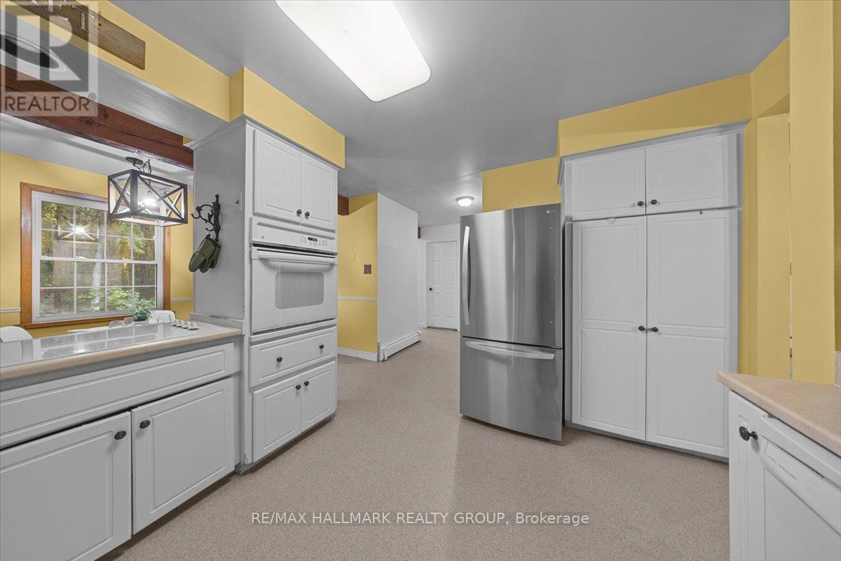 709 Kitley Line 3 Road, Elizabethtown-Kitley, Ontario  K0G 1G0 - Photo 16 - X13435022