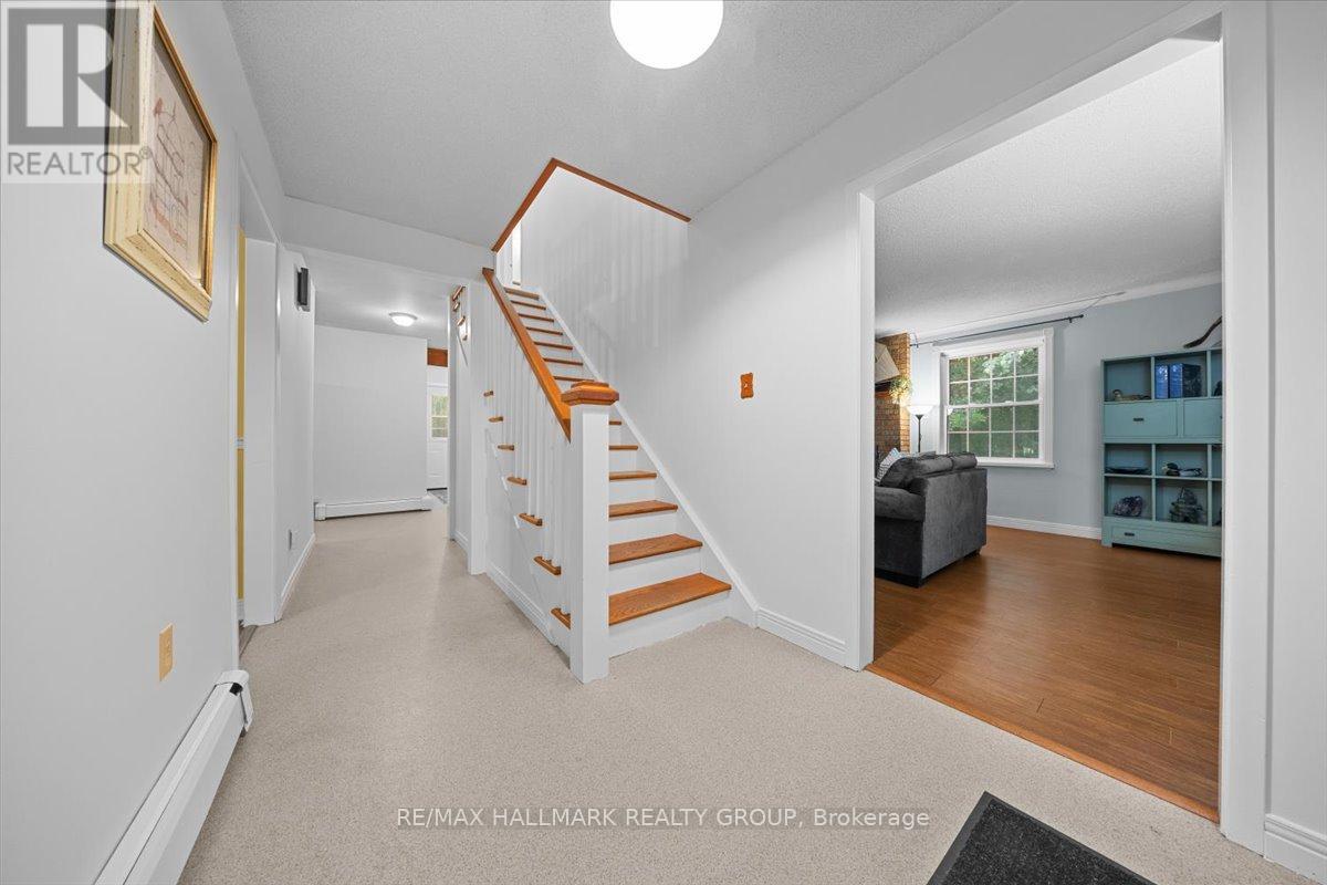 709 Kitley Line 3 Road, Elizabethtown-Kitley, Ontario  K0G 1G0 - Photo 4 - X13435022