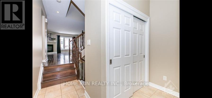 395 Statewood Drive, Ottawa, Ontario  K2K 0B7 - Photo 4 - X13435132