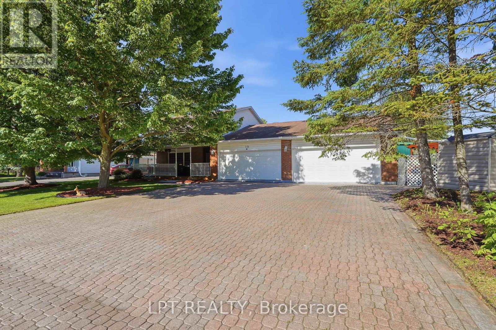 18 Louise Crescent, Russell, Ontario  K0A 1W0 - Photo 1 - X13435144