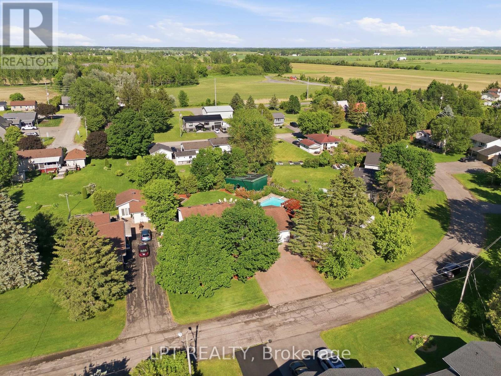 18 Louise Crescent, Russell, Ontario  K0A 1W0 - Photo 38 - X13435144
