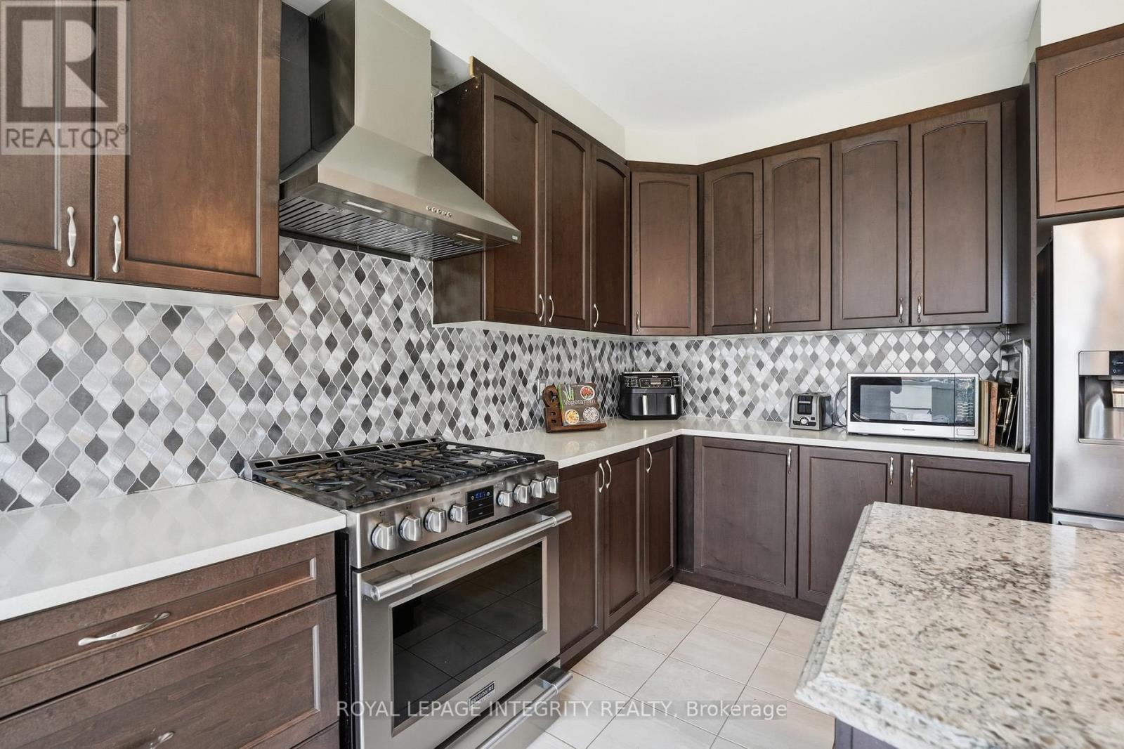 224 Ponderosa Street, Ottawa, Ontario  K2S 1E7 - Photo 17 - X13435156