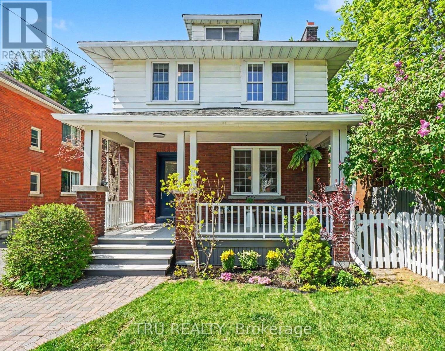 5 Grove Avenue, Ottawa, Ontario  K1S 3A5 - Photo 2 - X13435188