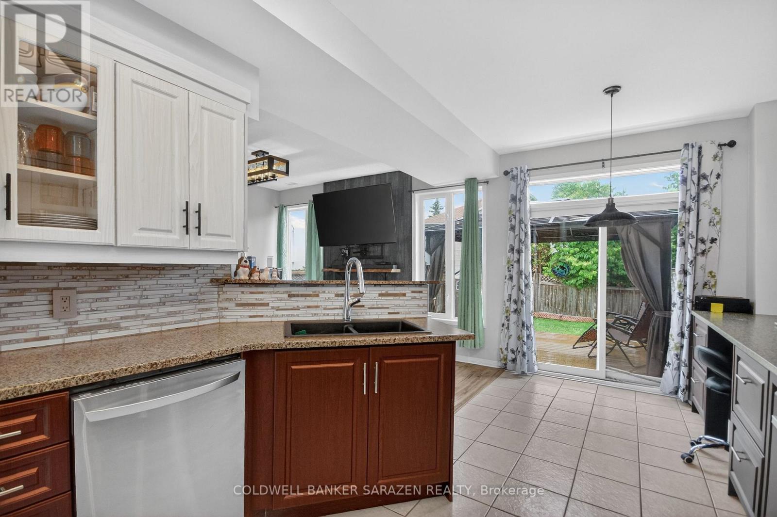 3 Castle Glen Crescent, Ottawa, Ontario  K2L 4G9 - Photo 10 - X13435228