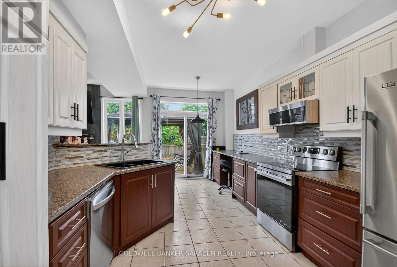 3 Castle Glen Crescent, Ottawa, Ontario  K2L 4G9 - Photo 4 - X13435228
