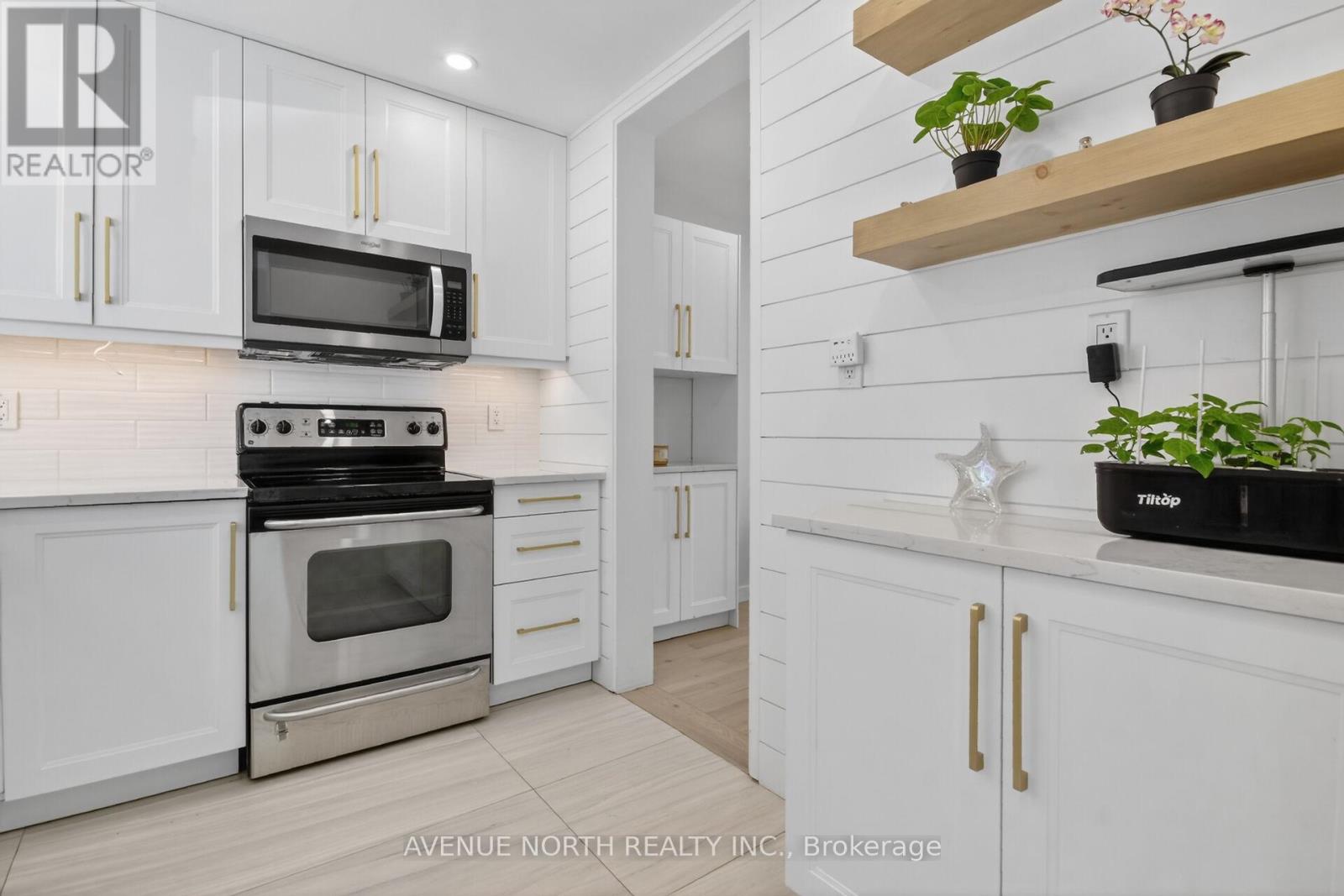 564 Seyton Drive, Ottawa, Ontario  K2H 9B2 - Photo 9 - X13435258
