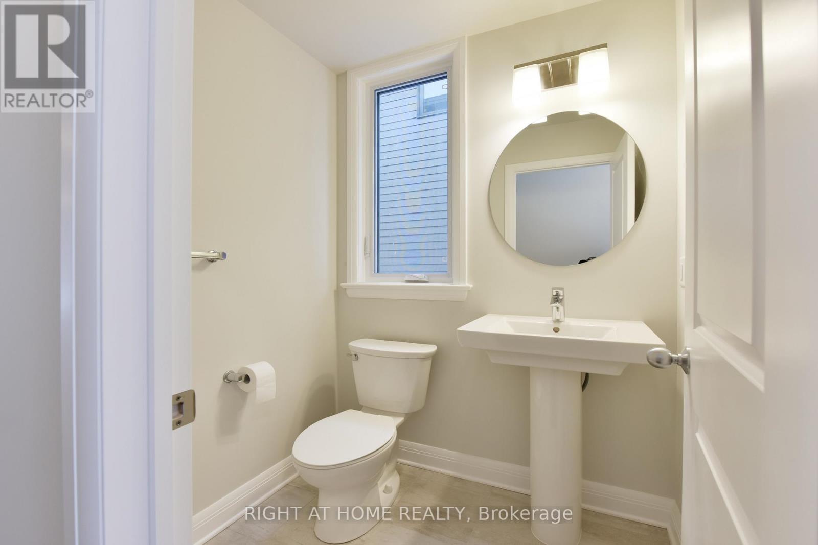 312 Wigwas Street, Ottawa, Ontario  K1K 5A1 - Photo 5 - X13435298