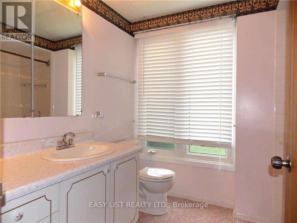 3288 Clearwater Crescent, Ottawa, Ontario  K1V 7S2 - Photo 12 - X13435300