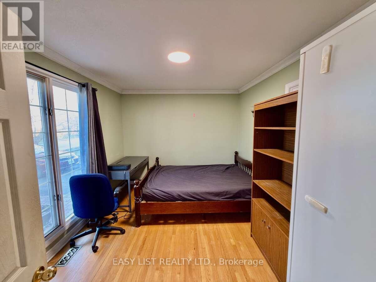 3288 Clearwater Crescent, Ottawa, Ontario  K1V 7S2 - Photo 8 - X13435300