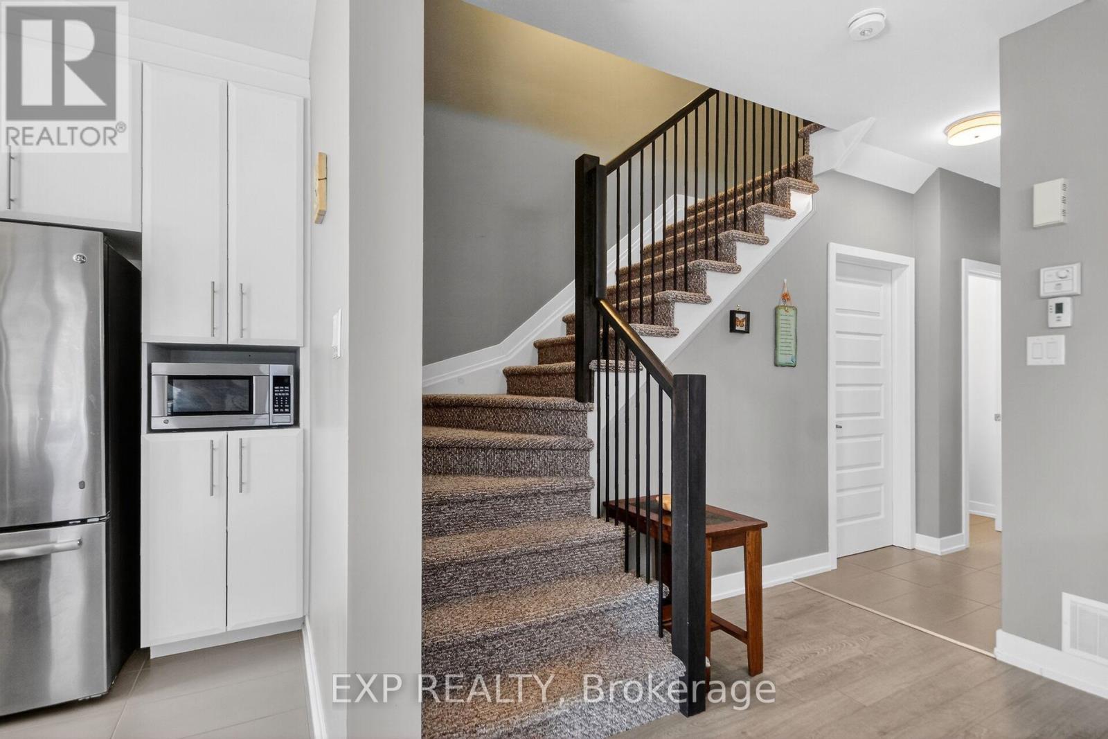 198 St. Malo Place, Russell, Ontario  K0A 1W0 - Photo 5 - X13435316