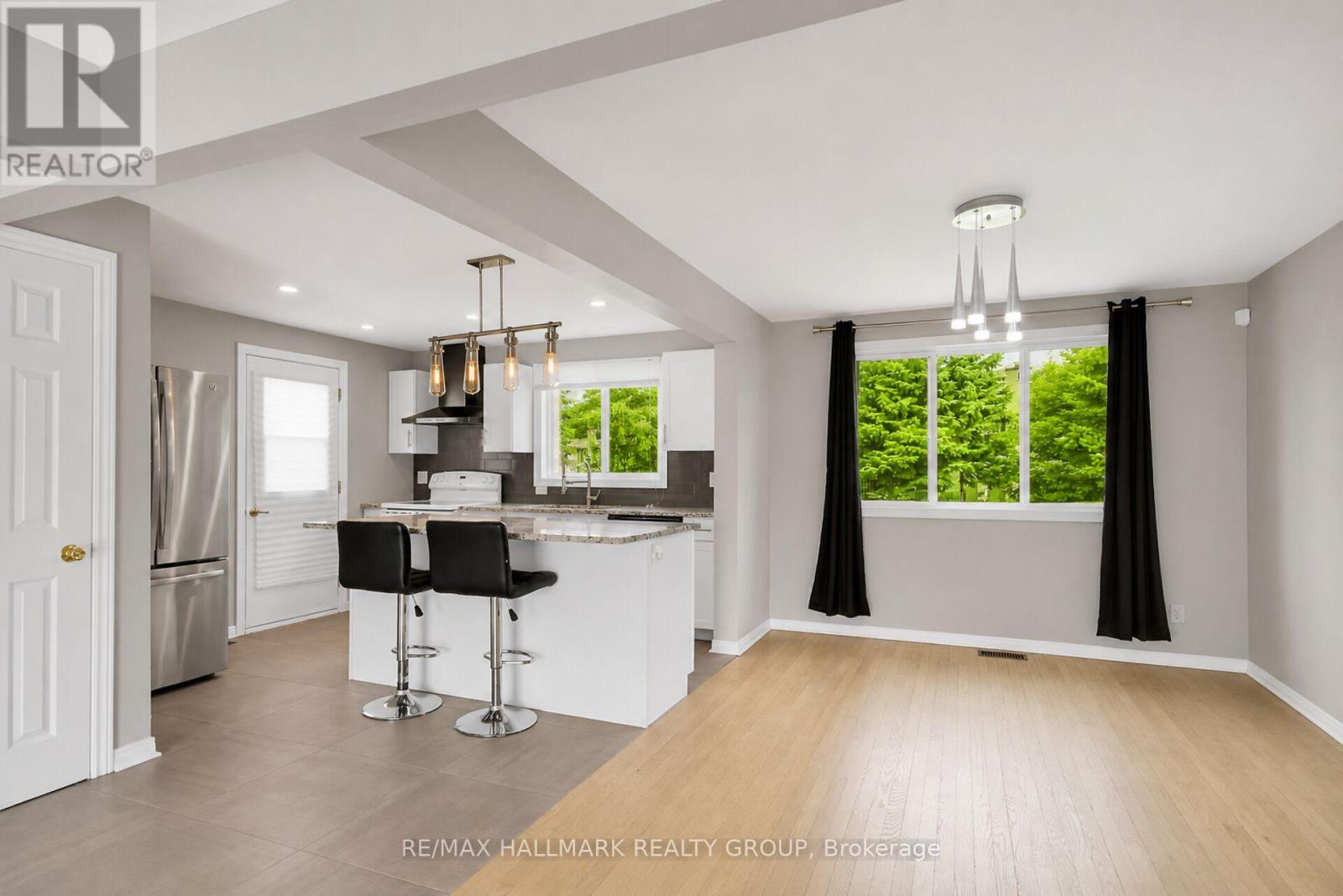 13 Coolspring Crescent, Ottawa, Ontario  K2E 7M7 - Photo 5 - X13435520