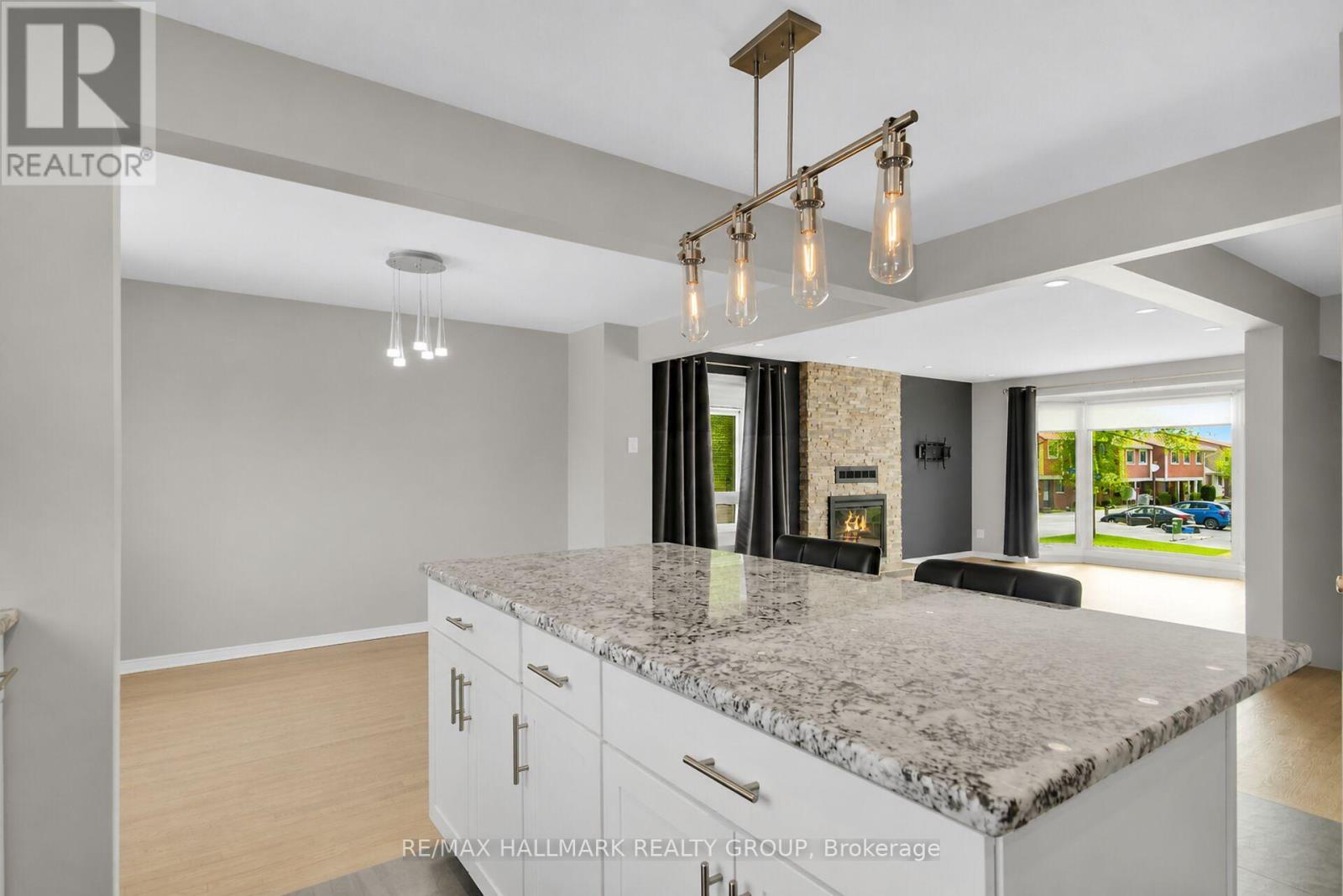 13 Coolspring Crescent, Ottawa, Ontario  K2E 7M7 - Photo 8 - X13435520
