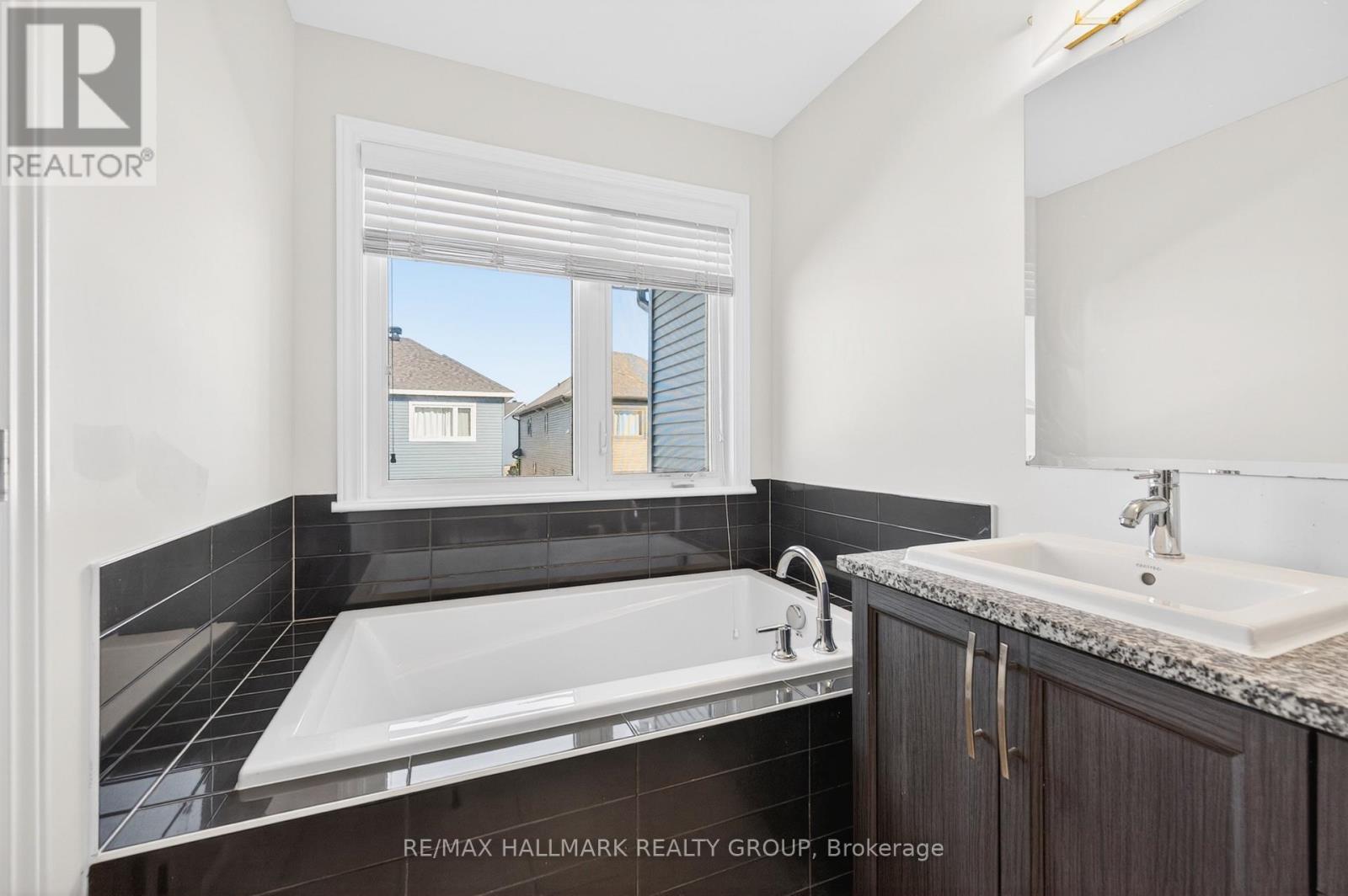 720 Miikana Road, Ottawa, Ontario  K1X 0H7 - Photo 26 - X13435542