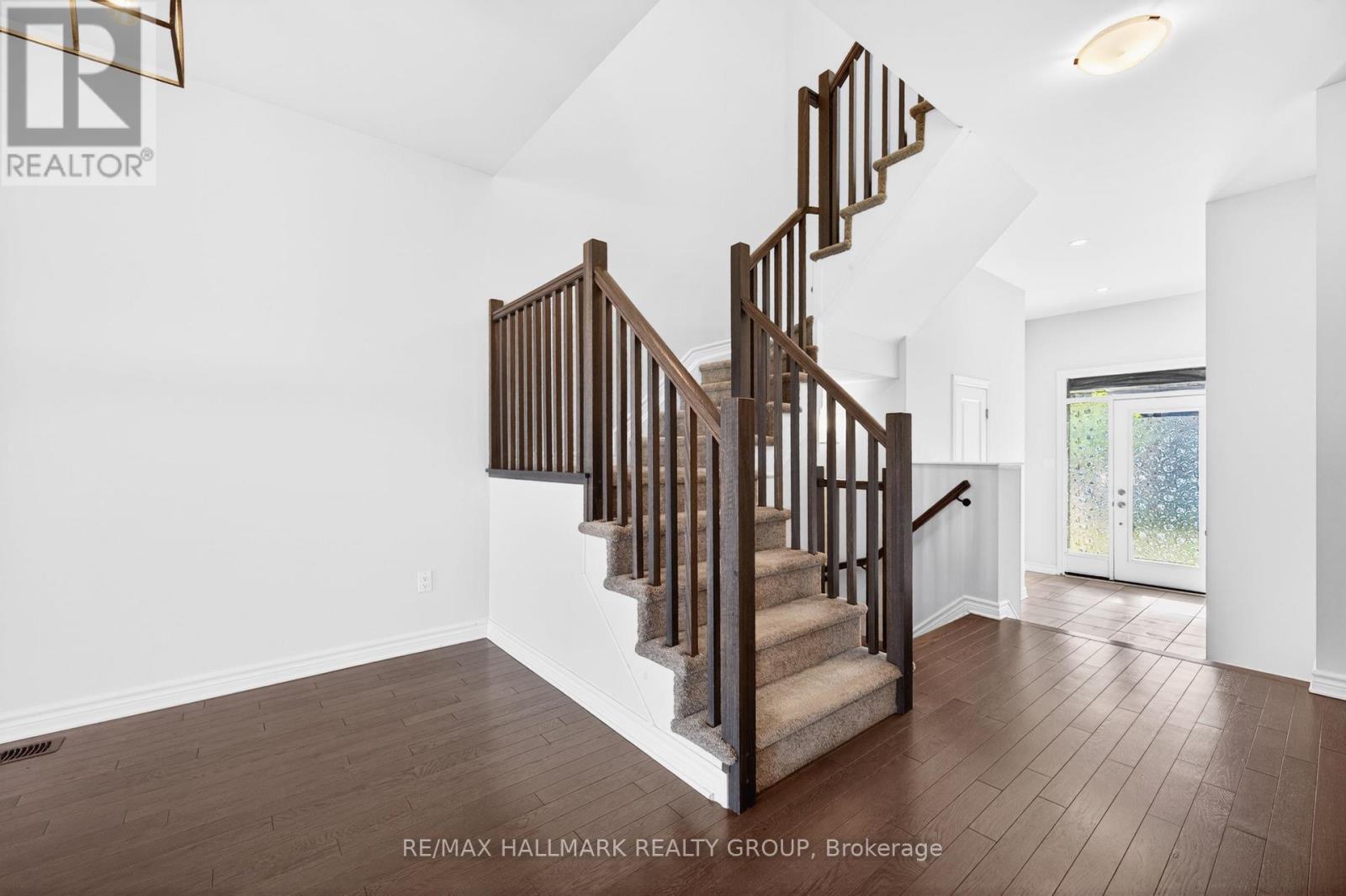 720 Miikana Road, Ottawa, Ontario  K1X 0H7 - Photo 5 - X13435542